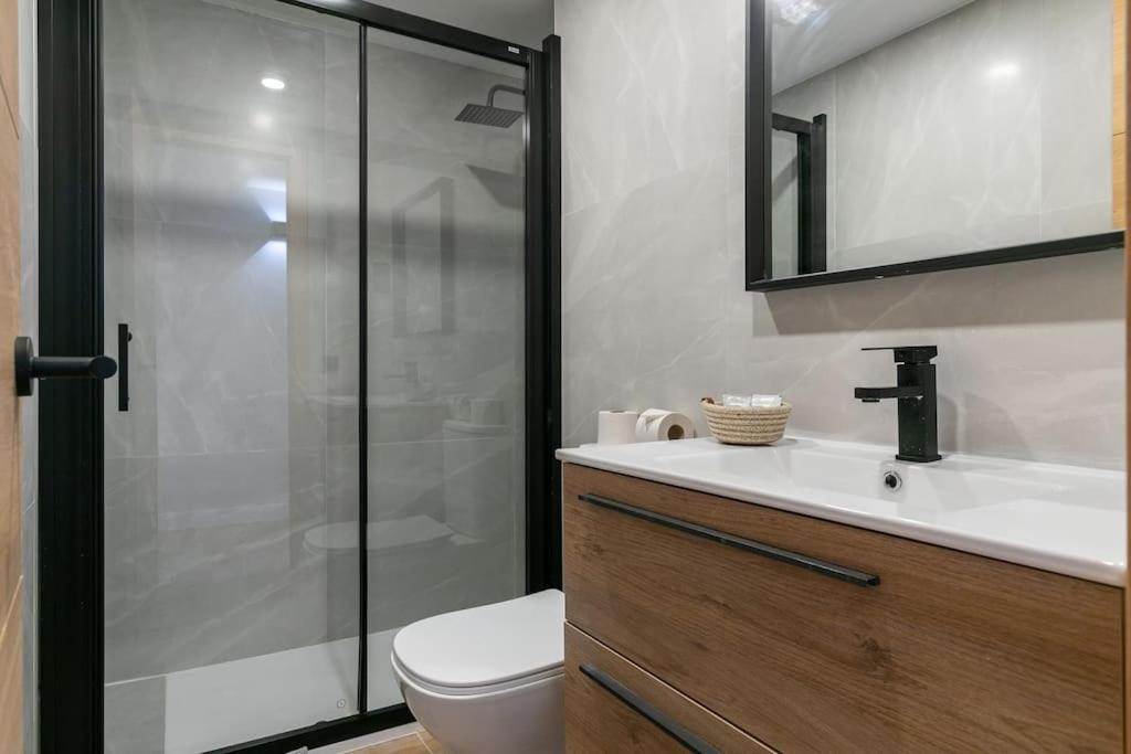 Nice New Duplex In Front Of Palacio Vistaalegre Madrid Exterior photo